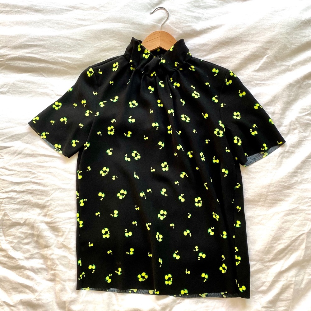 COS Short-Sleeved Blouse